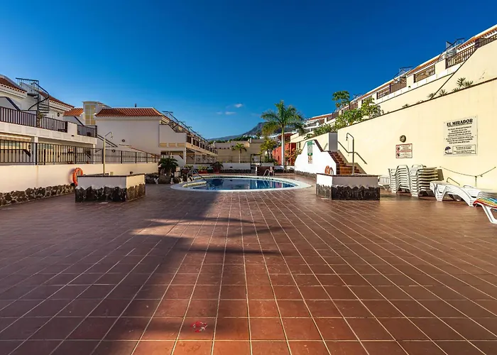 Cristianos El Mirador - As De Casas